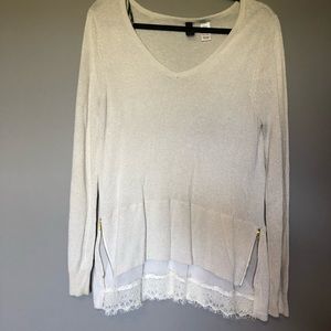 Buckle Boutique Lightweight Sweater